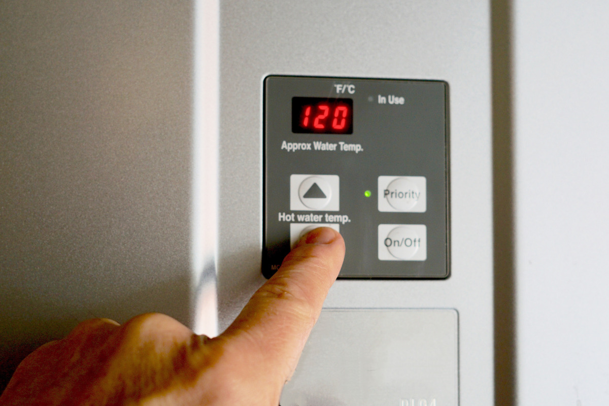 How Long Do Water Heaters Last in Canada?